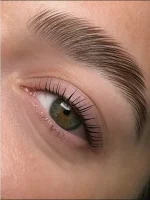 نمای چهارم ژل ابرو میناتی